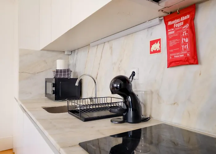 1-bedroom With Terrace Next To Bonfim Metro Station Lägenhet