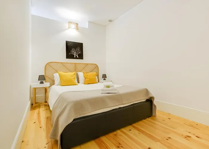 Lägenhet 1-bedroom With Terrace Next To Bonfim Metro Station *