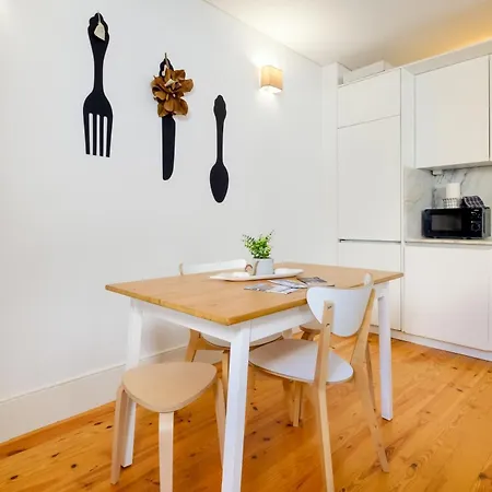 Апартаменты 1-bedroom With Terrace Next To Bonfim Metro Station *