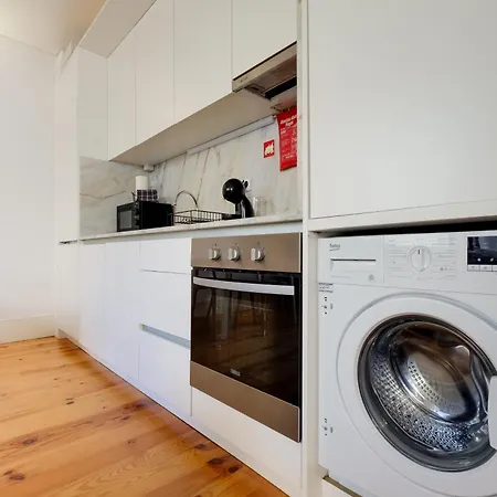 1-bedroom With Terrace Next To Bonfim Metro Station 아파트