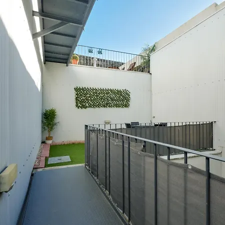 1-bedroom With Terrace Next To Bonfim Metro Station Apartamento Oporto