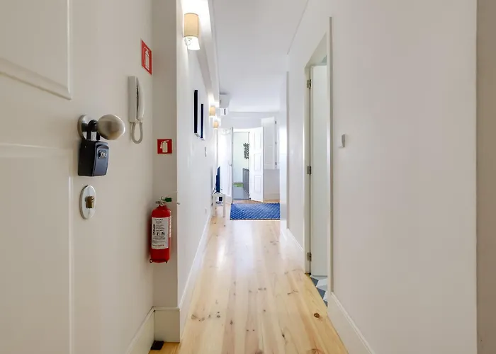 1-bedroom With Terrace Next To Bonfim Metro Station 아파트 포르투