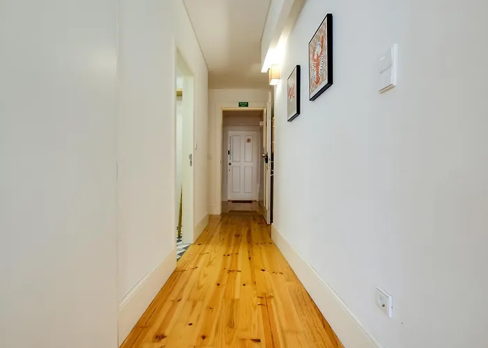 1-bedroom With Terrace Next To Bonfim Metro Station * 포르투