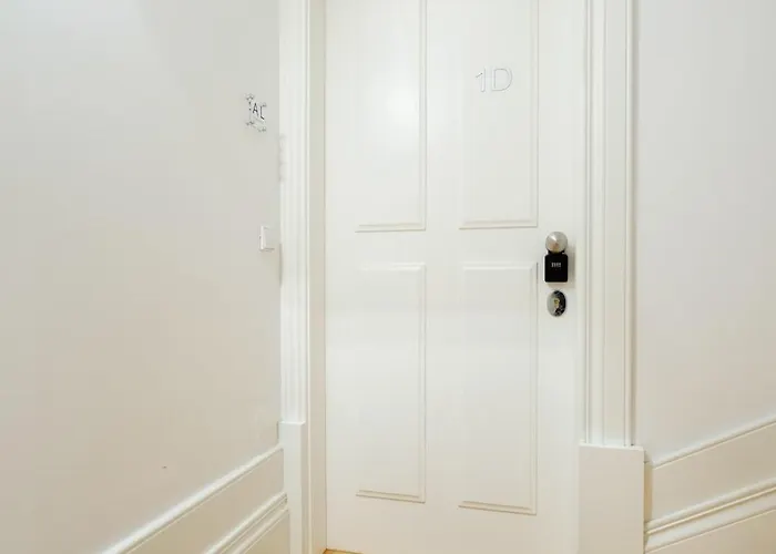 1-bedroom With Terrace Next To Bonfim Metro Station 포르투